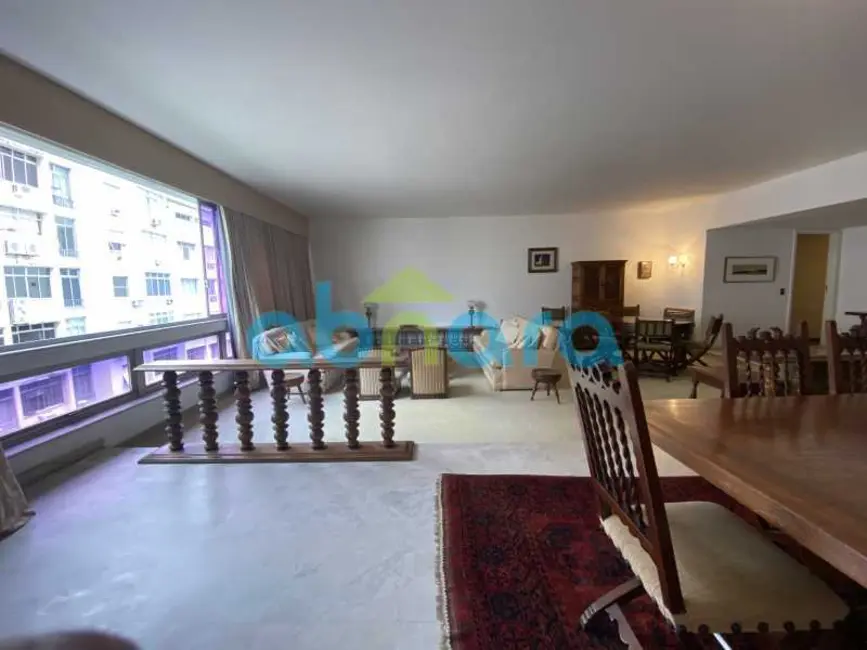Foto 3 de Apartamento com 4 quartos à venda, 240m2 em Rio De Janeiro - RJ