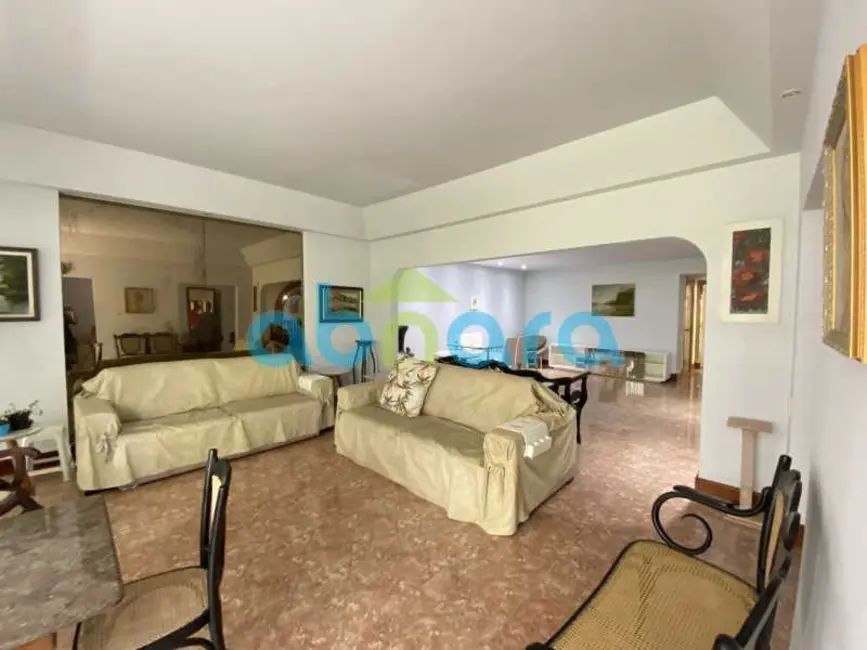 Foto 3 de Apartamento com 4 quartos à venda, 250m2 em Rio De Janeiro - RJ