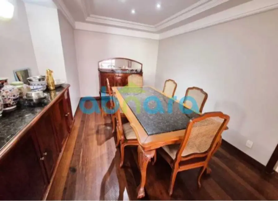 Apartamento com 4 quartos à venda, 277m2 em Rio De Janeiro - RJ - imagem 7 Foto 7 de Apartamento com 4 quartos à venda, 277m2 em Rio De Janeiro - RJ