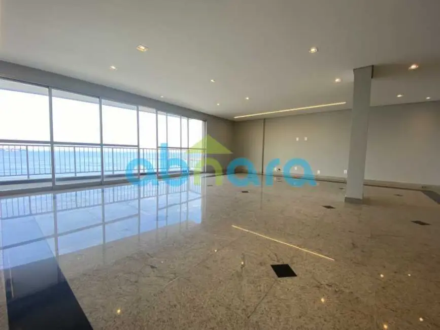 Apartamento com 4 quartos à venda, 220m2 em Rio De Janeiro - RJ - imagem 1 Foto 1 de Apartamento com 4 quartos à venda, 220m2 em Rio De Janeiro - RJ