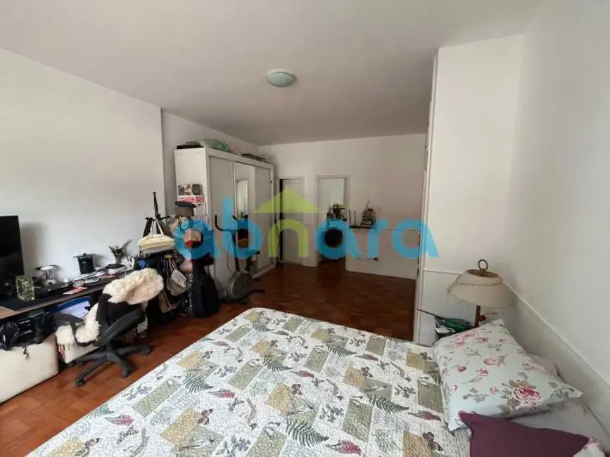 Apartamento com 4 quartos à venda, 290m2 em Rio De Janeiro - RJ - imagem 8 Foto 8 de Apartamento com 4 quartos à venda, 290m2 em Rio De Janeiro - RJ