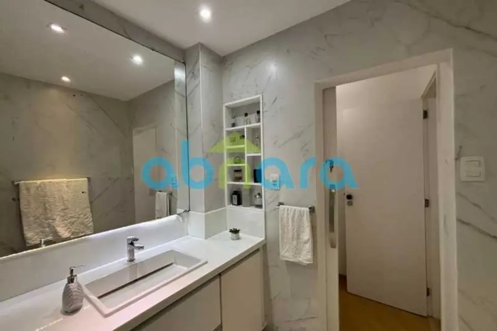 Foto 7 de Apartamento com 4 quartos à venda, 234m2 em Rio De Janeiro - RJ