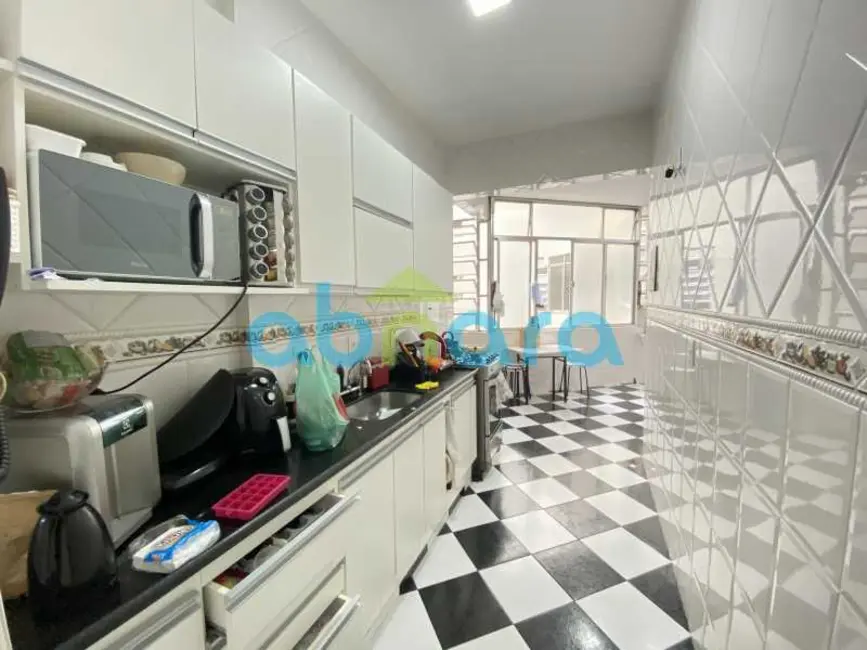 Foto 4 de Apartamento com 4 quartos à venda, 155m2 em Rio De Janeiro - RJ