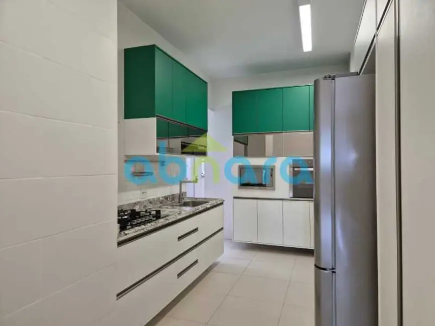 Foto 6 de Apartamento com 4 quartos à venda, 205m2 em Rio De Janeiro - RJ