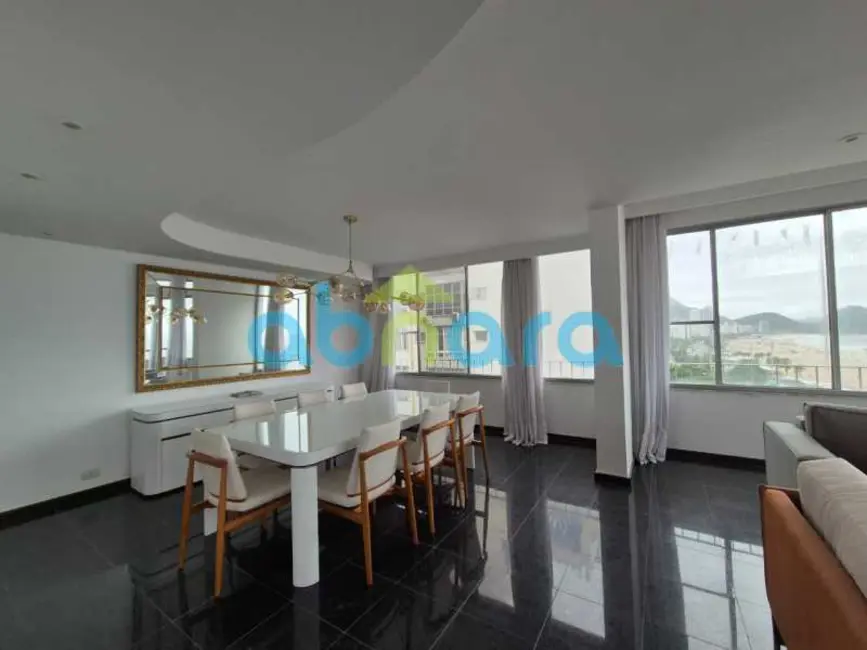 Foto 1 de Apartamento com 4 quartos à venda, 205m2 em Rio De Janeiro - RJ