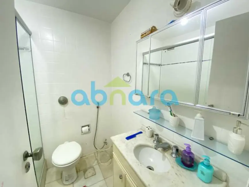 Apartamento com 4 quartos à venda, 170m2 em Rio De Janeiro - RJ - imagem 9 Foto 9 de Apartamento com 4 quartos à venda, 170m2 em Rio De Janeiro - RJ