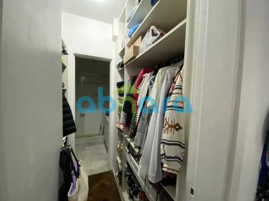 Apartamento com 4 quartos à venda, 170m2 em Rio De Janeiro - RJ - imagem 8 Foto 8 de Apartamento com 4 quartos à venda, 170m2 em Rio De Janeiro - RJ
