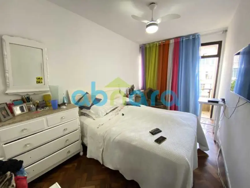 Apartamento com 4 quartos à venda, 170m2 em Rio De Janeiro - RJ - imagem 6 Foto 6 de Apartamento com 4 quartos à venda, 170m2 em Rio De Janeiro - RJ
