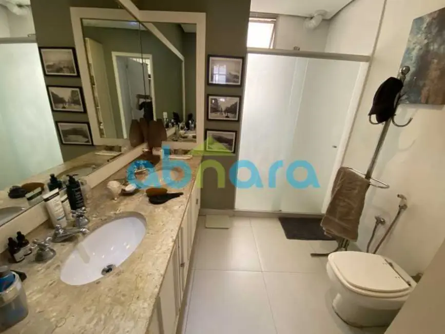 Foto 6 de Apartamento com 4 quartos à venda, 225m2 em Rio De Janeiro - RJ