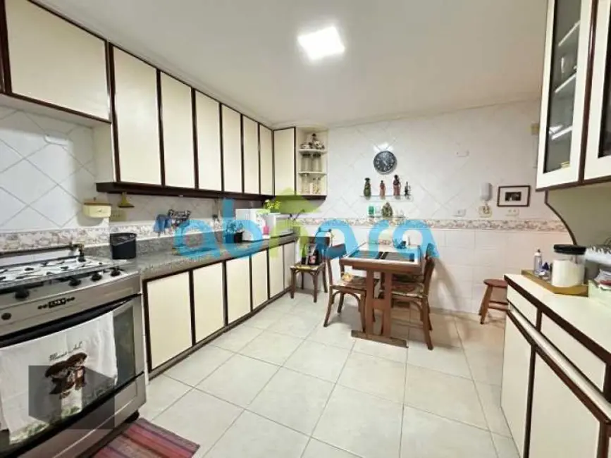Foto 4 de Apartamento com 4 quartos à venda, 150m2 em Rio De Janeiro - RJ