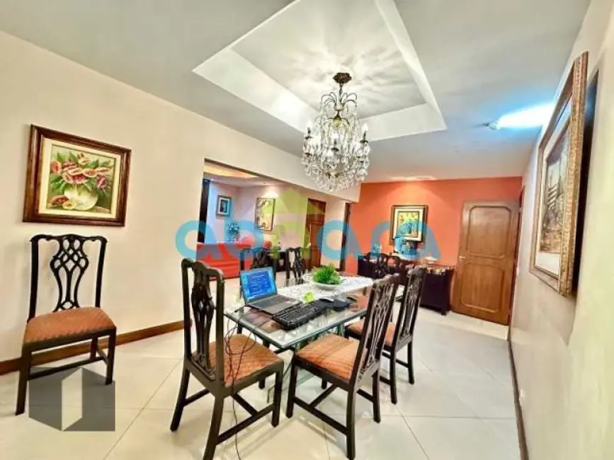 Foto 2 de Apartamento com 4 quartos à venda, 150m2 em Rio De Janeiro - RJ