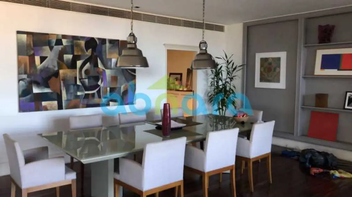 Foto 3 de Apartamento com 5 quartos à venda, 677m2 em Rio De Janeiro - RJ