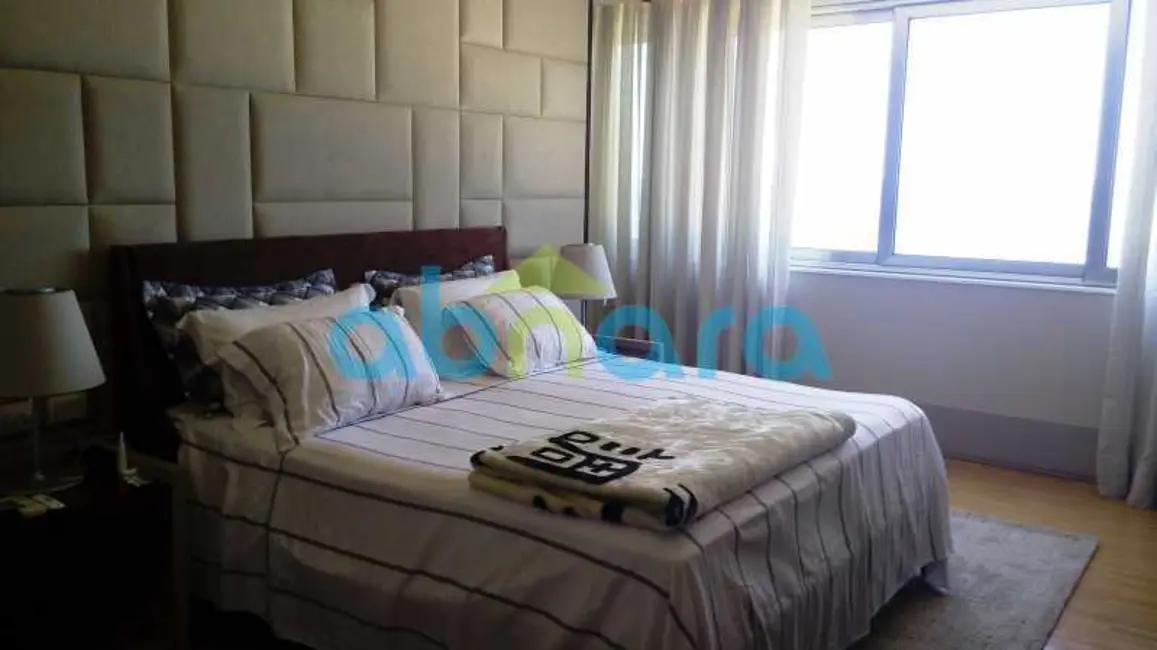 Foto 8 de Apartamento com 5 quartos à venda, 540m2 em Rio De Janeiro - RJ