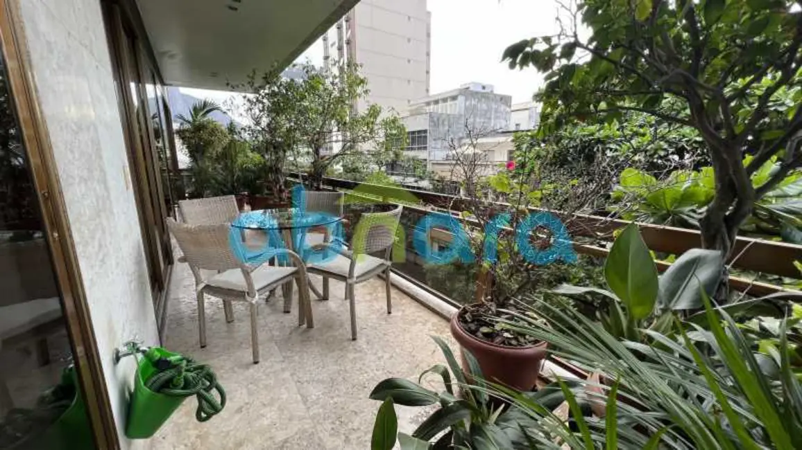 Apartamento com 5 quartos à venda, 260m2 em Rio De Janeiro - RJ - imagem 1 Foto 1 de Apartamento com 5 quartos à venda, 260m2 em Rio De Janeiro - RJ