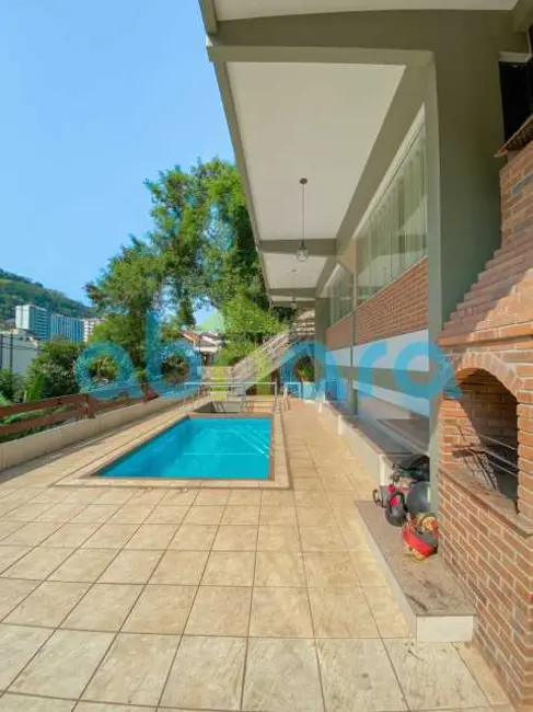 Casa com 4 quartos à venda, 440m2 em Rio De Janeiro - RJ - imagem 1 Foto 1 de Casa com 4 quartos à venda, 440m2 em Rio De Janeiro - RJ