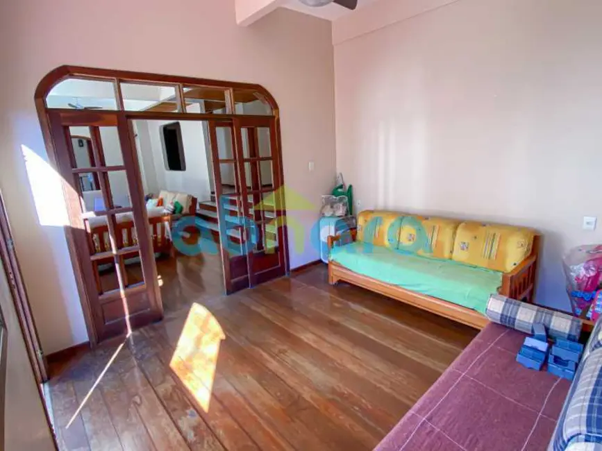 Casa com 4 quartos à venda, 440m2 em Rio De Janeiro - RJ - imagem 9 Foto 9 de Casa com 4 quartos à venda, 440m2 em Rio De Janeiro - RJ