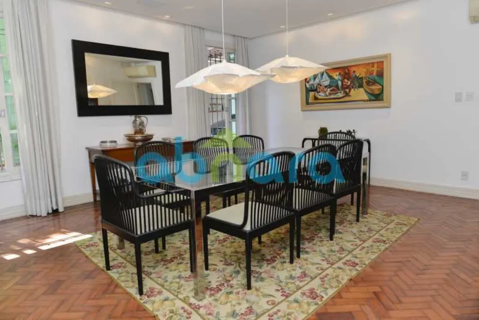 Foto 4 de Casa com 4 quartos à venda, 750m2 em Rio De Janeiro - RJ