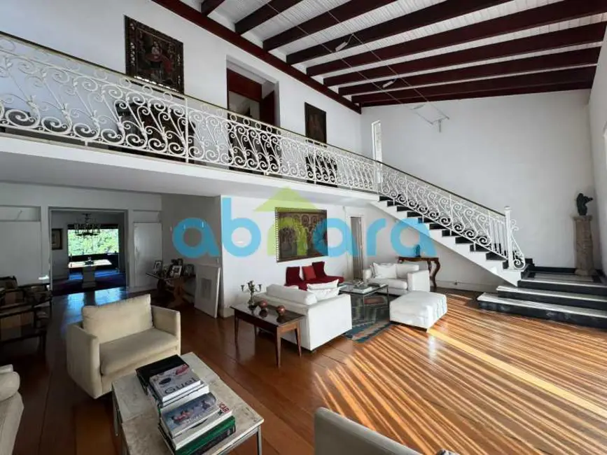 Foto 3 de Casa com 4 quartos à venda, 452m2 em Rio De Janeiro - RJ