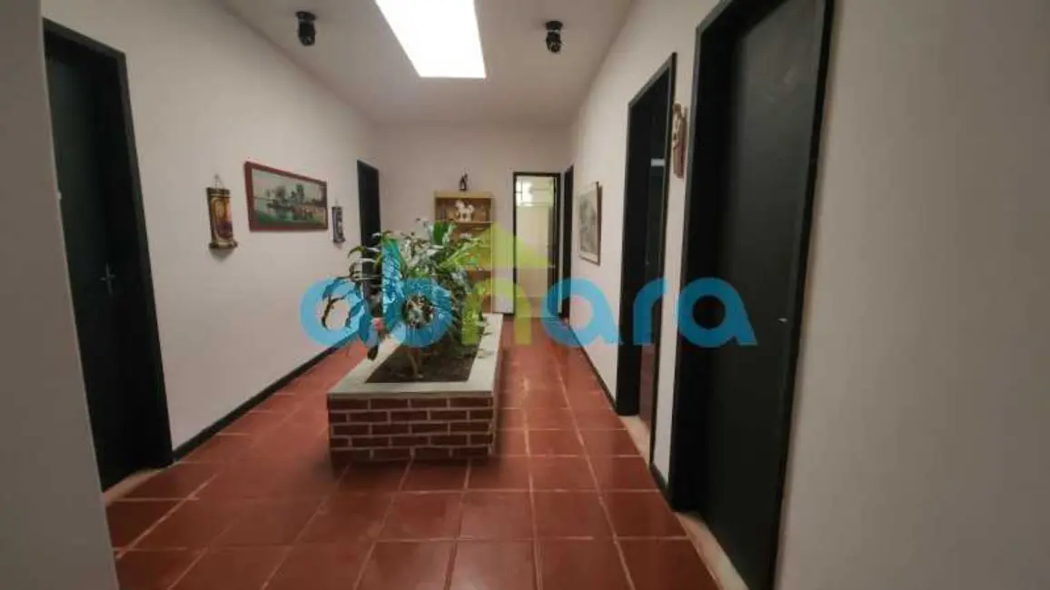 Casa com 5 quartos à venda, 5000m2 em Petropolis - RJ - imagem 5 Foto 5 de Casa com 5 quartos à venda, 5000m2 em Petropolis - RJ