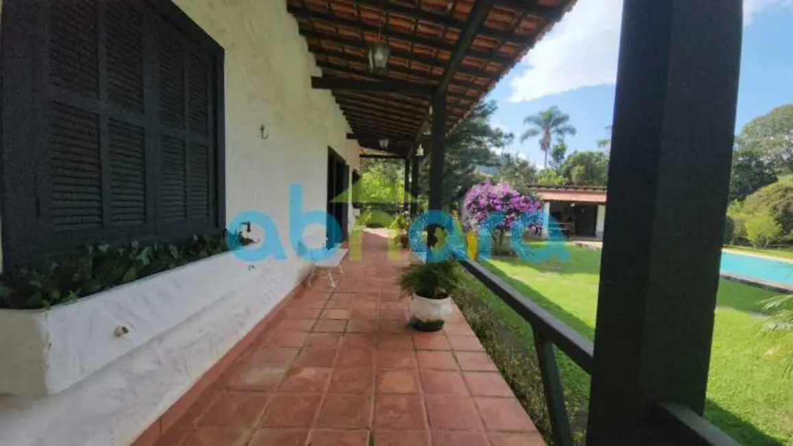 Casa com 5 quartos à venda, 5000m2 em Petropolis - RJ - imagem 8 Foto 8 de Casa com 5 quartos à venda, 5000m2 em Petropolis - RJ