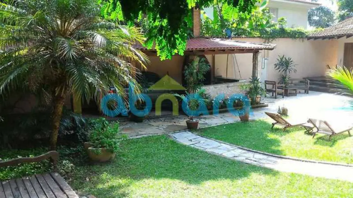 Foto 6 de Casa com 6 quartos à venda, 480m2 em Rio De Janeiro - RJ