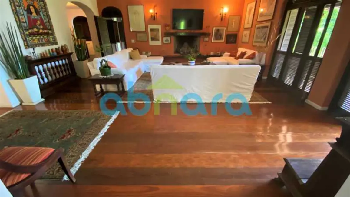 Casa de Condomínio com 11 quartos à venda, 1835m2 em Rio De Janeiro - RJ - imagem 5 Foto 5 de Casa de Condomínio com 11 quartos à venda, 1835m2 em Rio De Janeiro - RJ