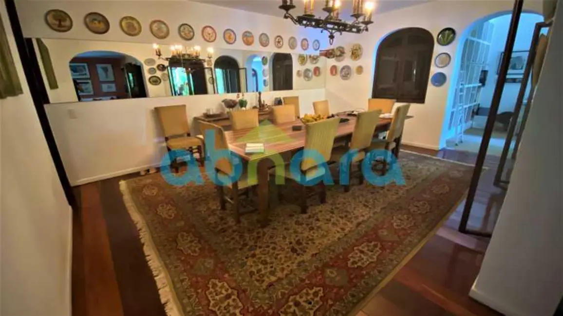 Casa de Condomínio com 11 quartos à venda, 1835m2 em Rio De Janeiro - RJ - imagem 8 Foto 8 de Casa de Condomínio com 11 quartos à venda, 1835m2 em Rio De Janeiro - RJ
