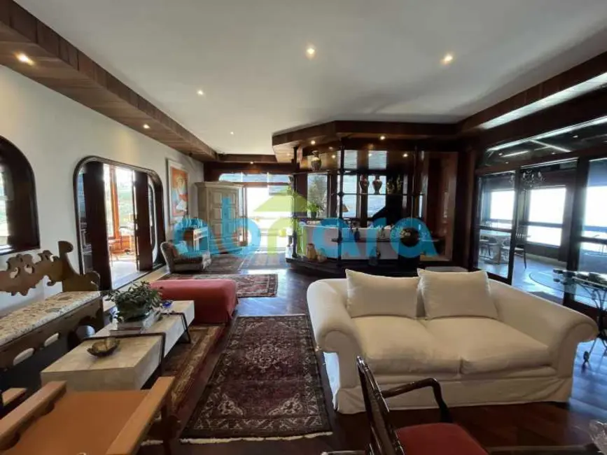 Casa de Condomínio com 4 quartos à venda, 816m2 em Rio De Janeiro - RJ - imagem 6 Foto 6 de Casa de Condomínio com 4 quartos à venda, 816m2 em Rio De Janeiro - RJ