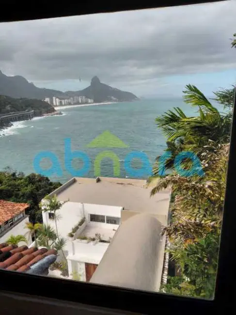 Foto 3 de Casa de Condomínio com 4 quartos à venda, 470m2 em Rio De Janeiro - RJ