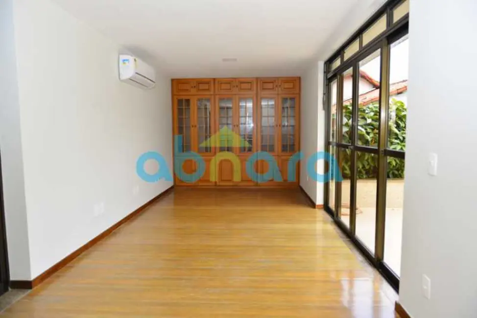 Foto 8 de Casa de Condomínio com 5 quartos à venda, 1460m2 em Rio De Janeiro - RJ