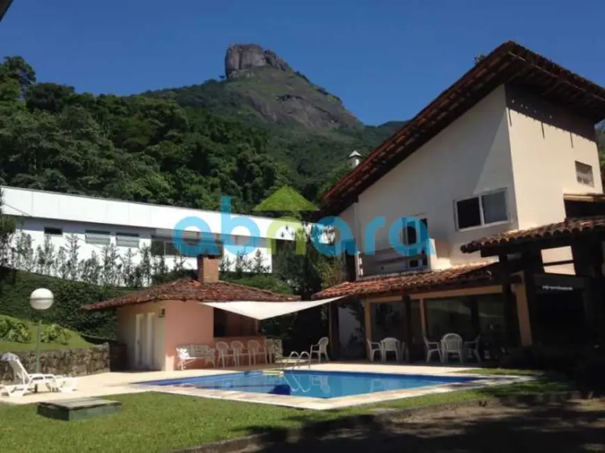 Casa de Condomínio com 5 quartos à venda, 619m2 em Rio De Janeiro - RJ - imagem 5 Foto 5 de Casa de Condomínio com 5 quartos à venda, 619m2 em Rio De Janeiro - RJ