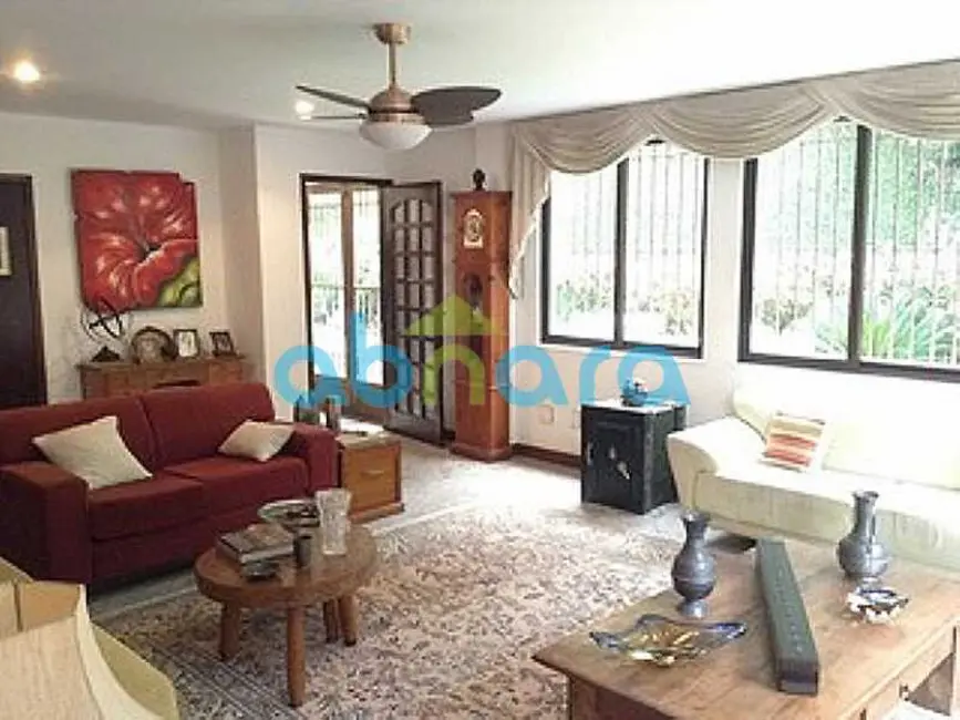 Casa de Condomínio com 9 quartos à venda, 1000m2 em Rio De Janeiro - RJ - imagem 6 Foto 6 de Casa de Condomínio com 9 quartos à venda, 1000m2 em Rio De Janeiro - RJ