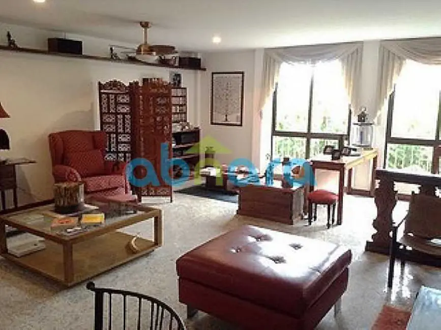 Casa de Condomínio com 9 quartos à venda, 1000m2 em Rio De Janeiro - RJ - imagem 5 Foto 5 de Casa de Condomínio com 9 quartos à venda, 1000m2 em Rio De Janeiro - RJ