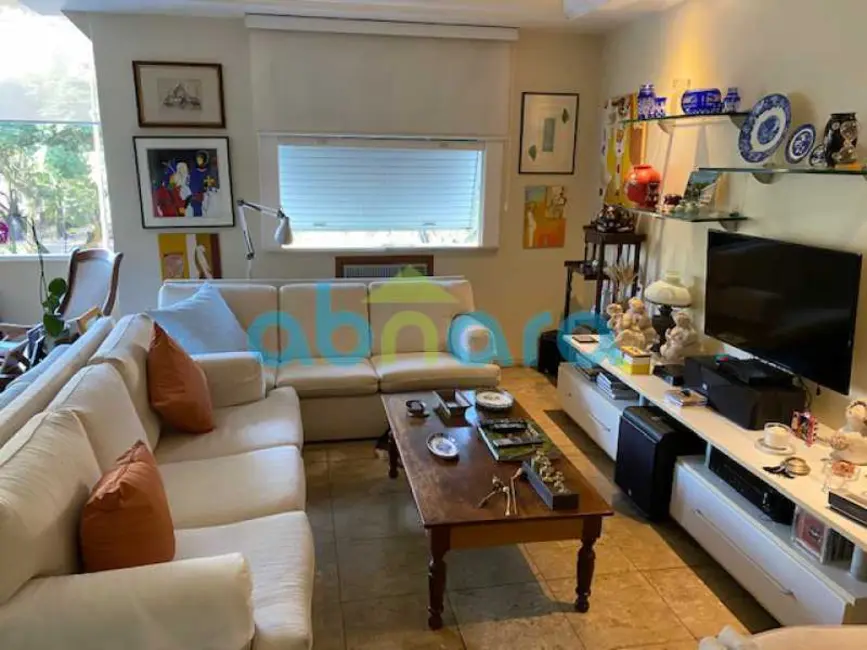 Foto 2 de Cobertura com 3 quartos à venda, 150m2 em Rio De Janeiro - RJ