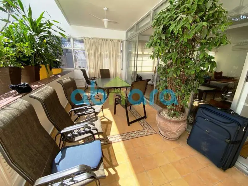 Foto 2 de Cobertura com 3 quartos à venda, 140m2 em Rio De Janeiro - RJ