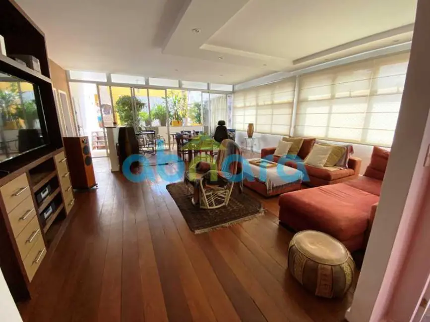 Foto 1 de Cobertura com 3 quartos à venda, 140m2 em Rio De Janeiro - RJ