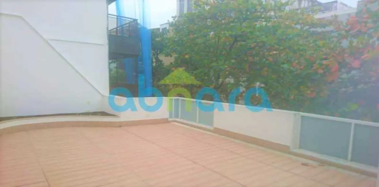 Foto 2 de Cobertura com 3 quartos à venda, 270m2 em Rio De Janeiro - RJ
