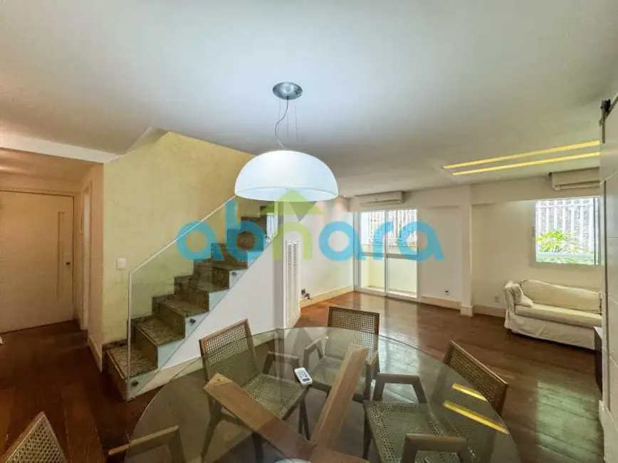 Foto 2 de Cobertura com 3 quartos à venda, 180m2 em Rio De Janeiro - RJ