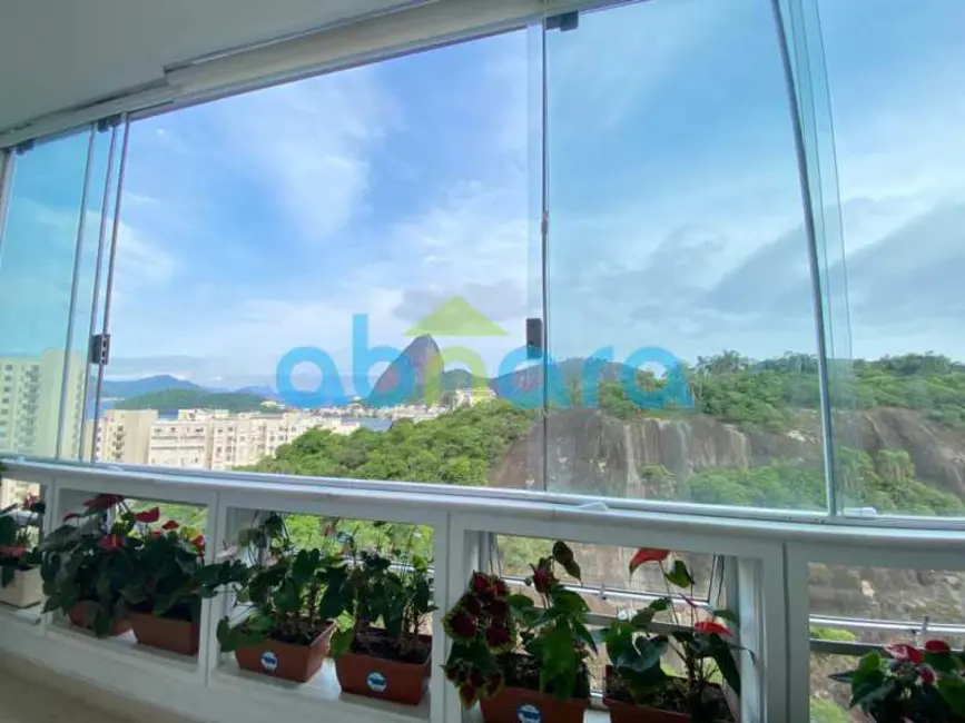 Foto 2 de Cobertura com 3 quartos à venda, 320m2 em Rio De Janeiro - RJ