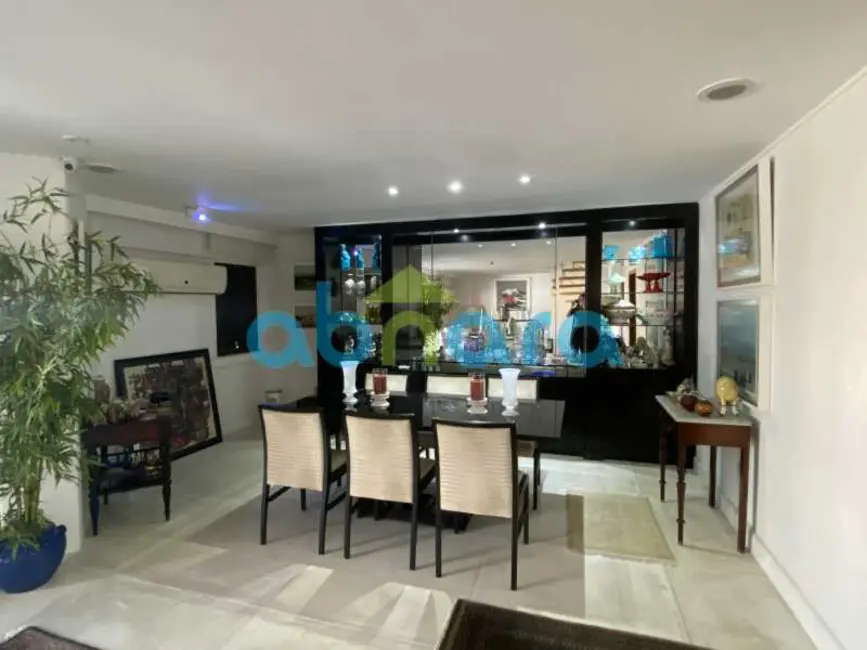 Foto 4 de Cobertura com 4 quartos à venda, 440m2 em Rio De Janeiro - RJ