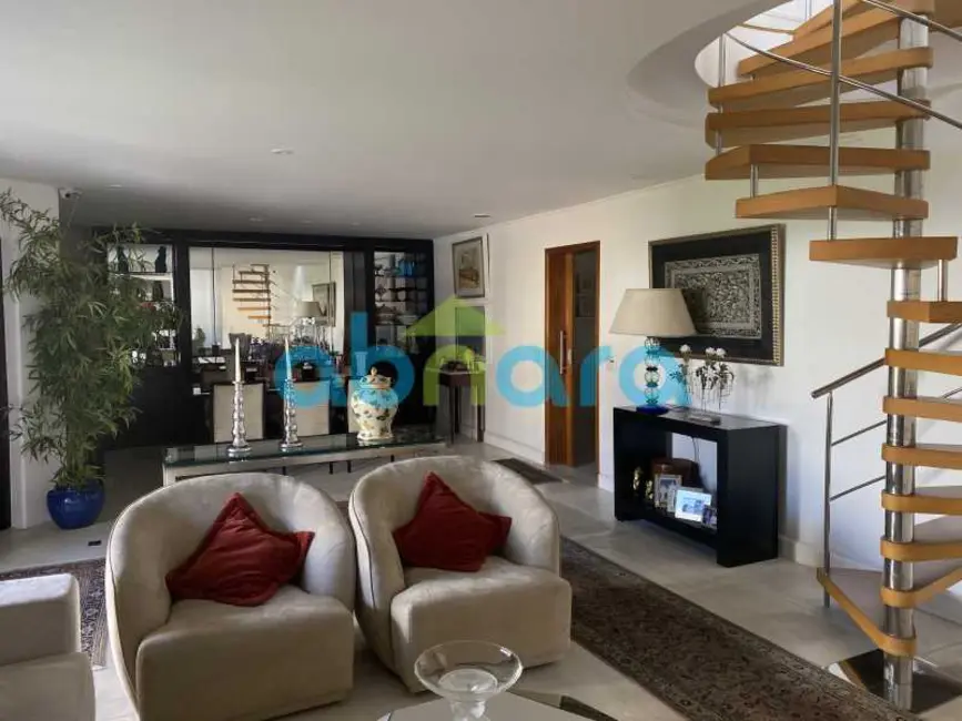 Foto 3 de Cobertura com 4 quartos à venda, 440m2 em Rio De Janeiro - RJ