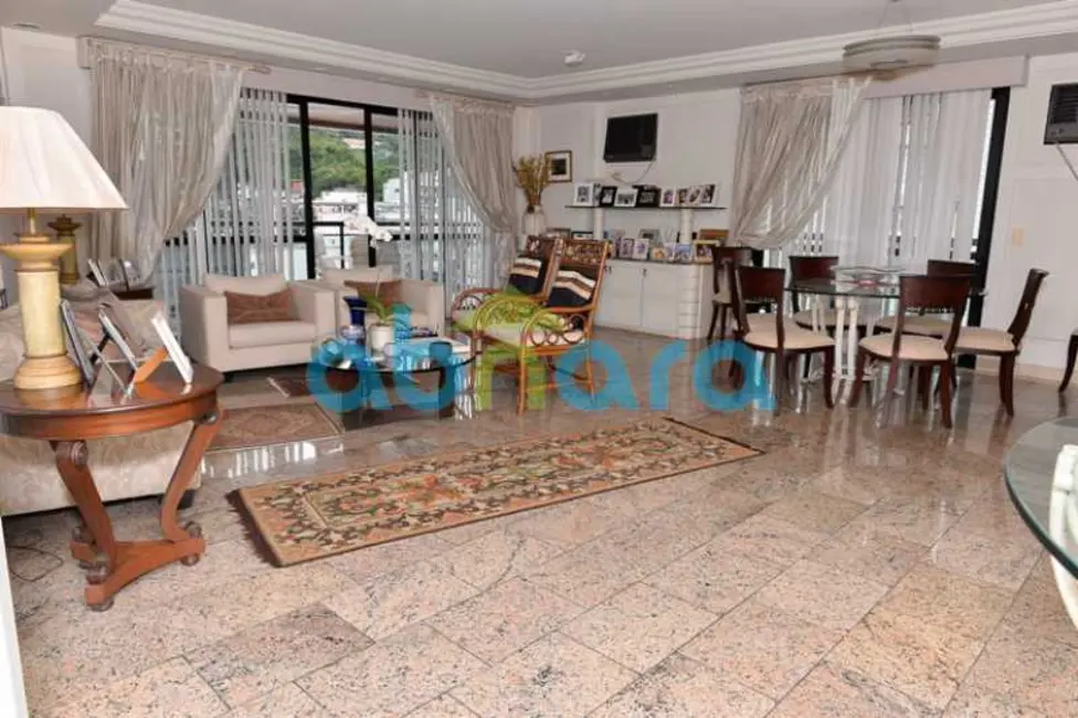 Foto 2 de Cobertura com 4 quartos à venda, 510m2 em Rio De Janeiro - RJ