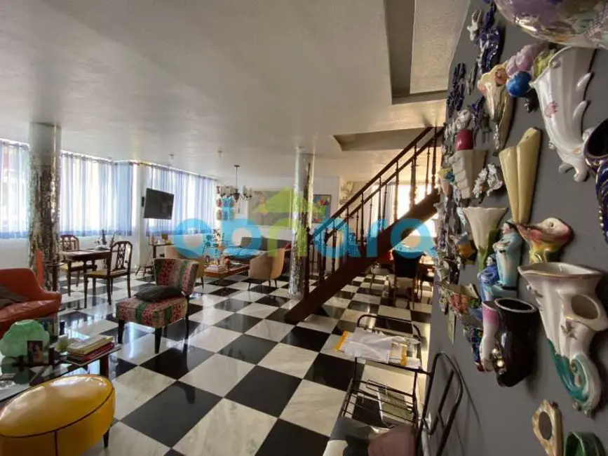 Foto 4 de Cobertura com 4 quartos à venda, 500m2 em Rio De Janeiro - RJ