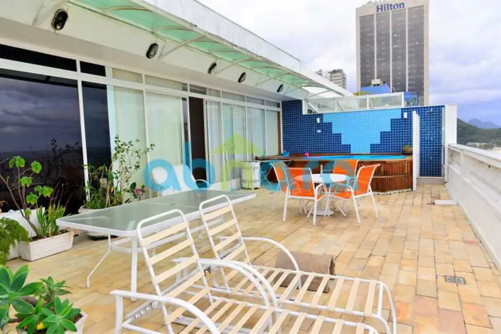 Foto 5 de Cobertura com 4 quartos à venda, 400m2 em Rio De Janeiro - RJ