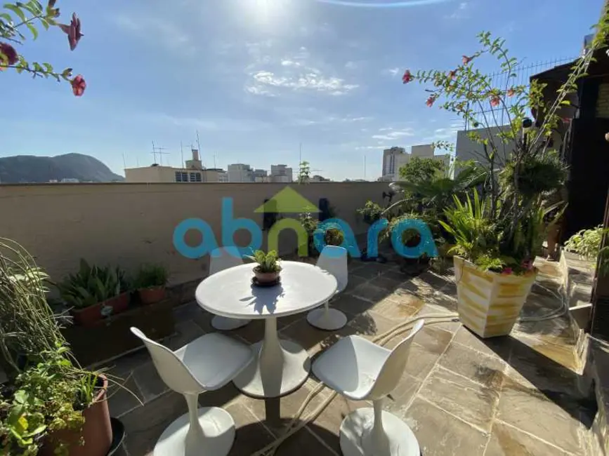 Foto 2 de Cobertura com 4 quartos à venda, 230m2 em Rio De Janeiro - RJ