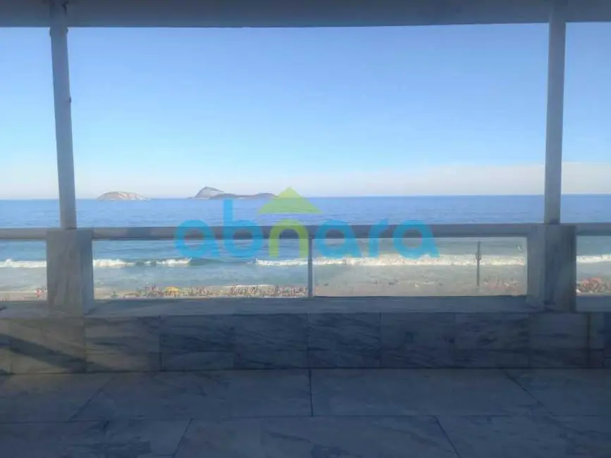 Foto 2 de Cobertura com 4 quartos à venda, 250m2 em Rio De Janeiro - RJ