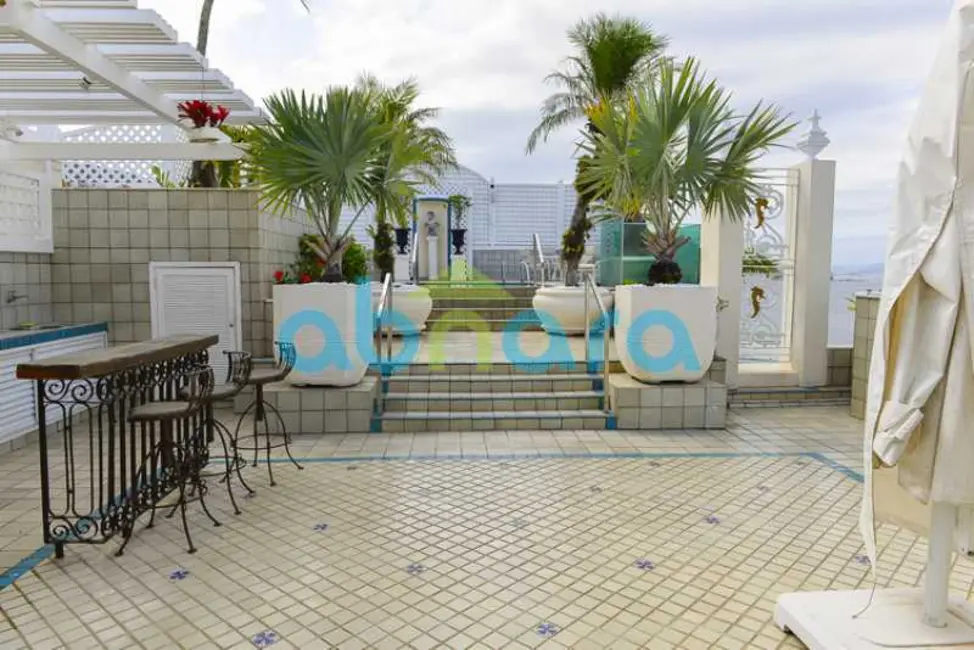 Foto 3 de Cobertura com 5 quartos à venda, 1500m2 em Rio De Janeiro - RJ