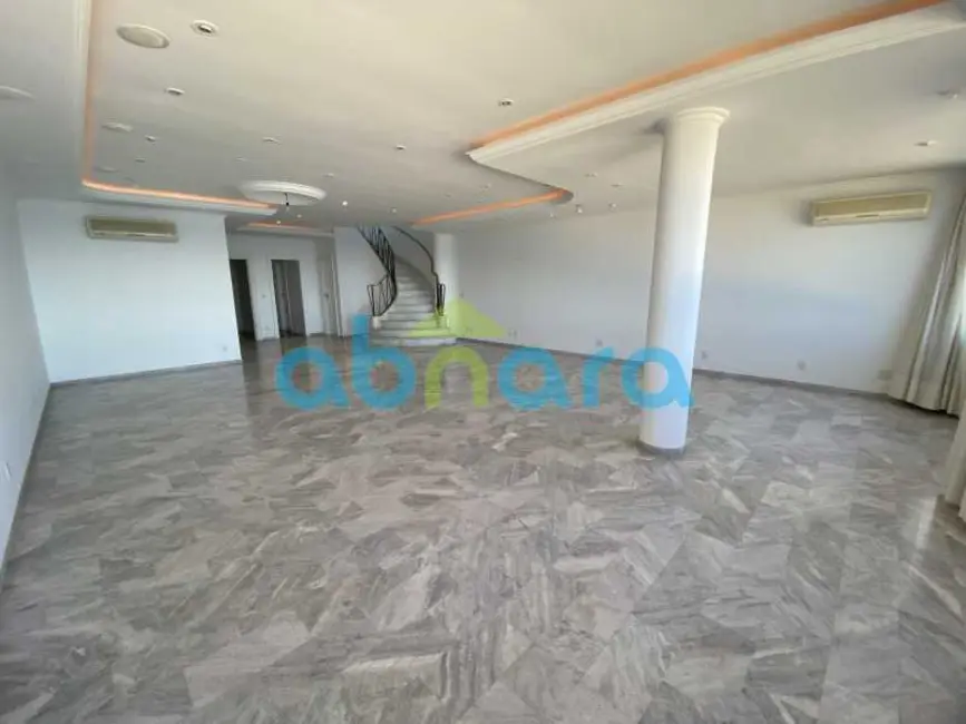 Cobertura com 5 quartos à venda, 562m2 em Rio De Janeiro - RJ - imagem 2 Foto 2 de Cobertura com 5 quartos à venda, 562m2 em Rio De Janeiro - RJ