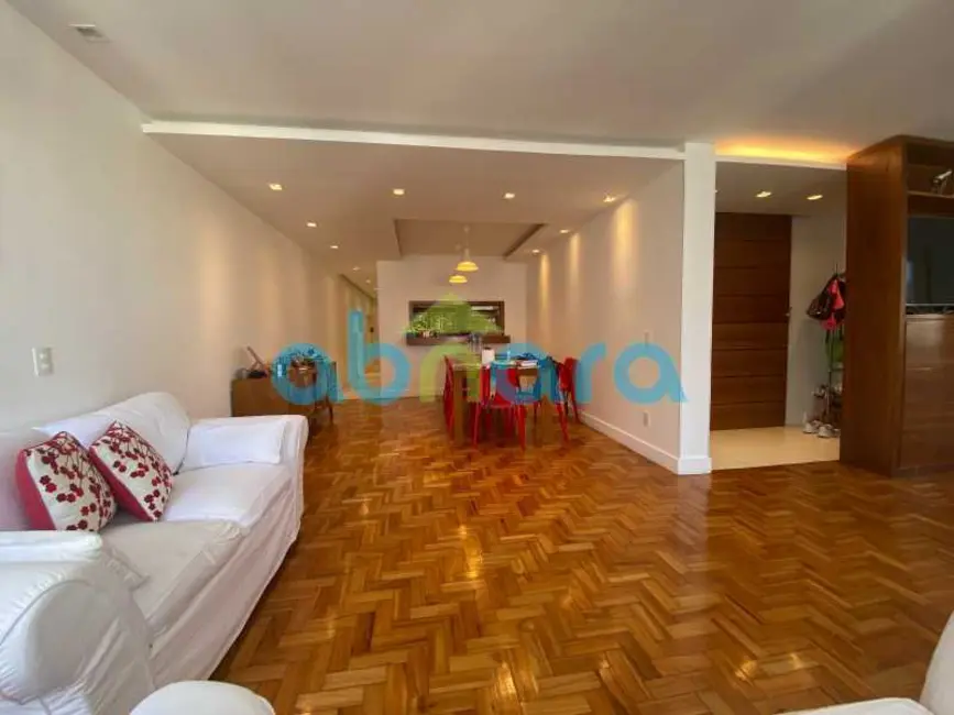 Foto 1 de Cobertura com 5 quartos à venda, 265m2 em Rio De Janeiro - RJ