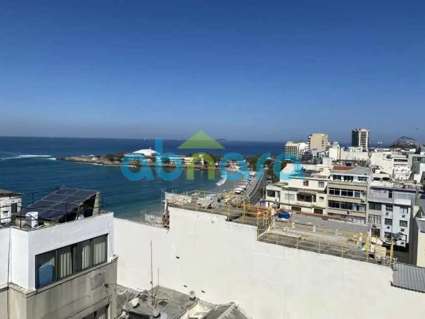 Foto 4 de Cobertura com 7 quartos à venda, 325m2 em Rio De Janeiro - RJ